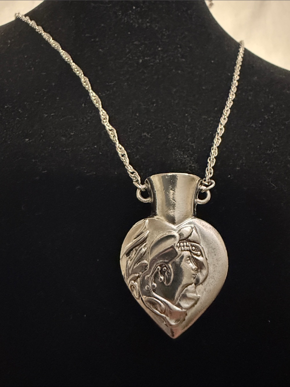 Silver Heart Pendant Necklace with Vintage Profile Relief - Women's Jewelry